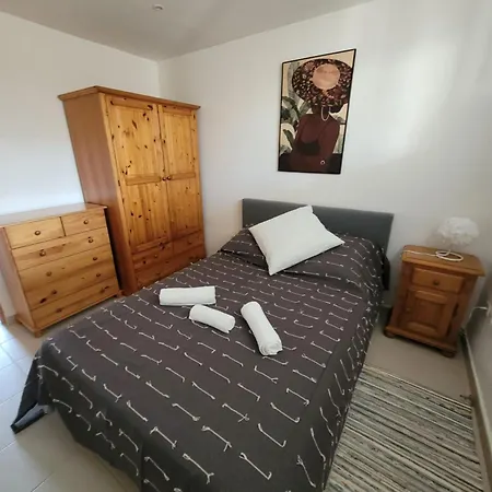 Un Petit Cocon Pour 4 Personnes Apartment Frontignan Exterior photo
